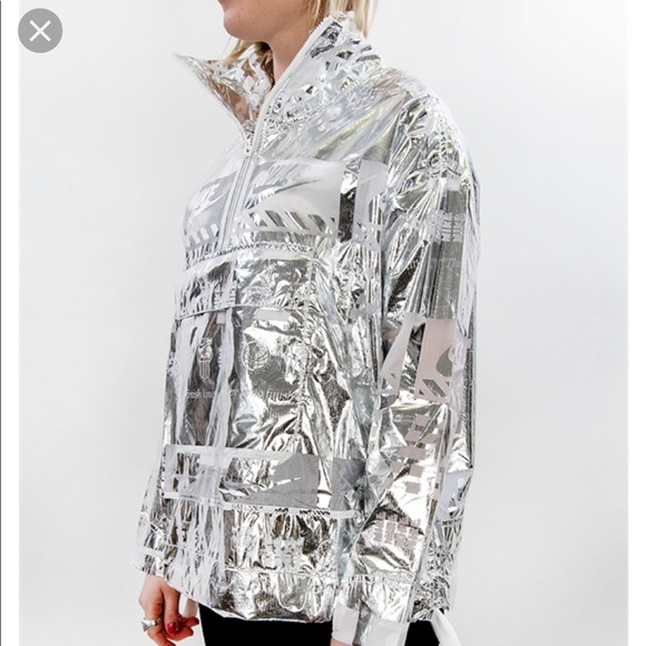 NWT Nike Sportswear Metallic Jacket WMNS - Picture 6 of 8